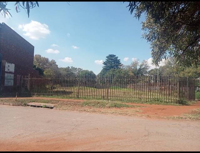 LAND FOR SALE IN VANDERBIJLPARK CW 1